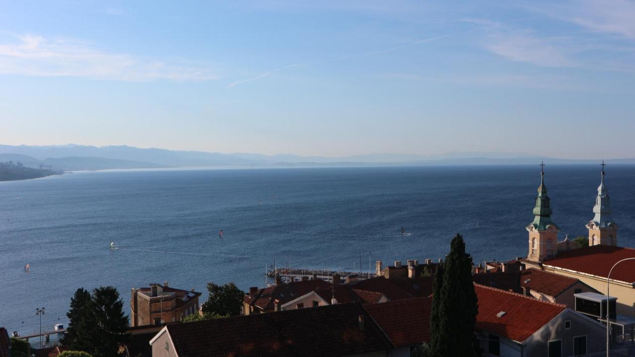 Apartments Komel I Opatija Eksteriør bilde