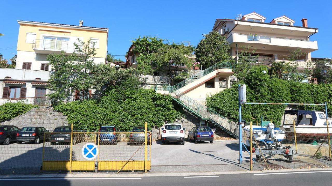 Apartments Komel I Opatija Eksteriør bilde