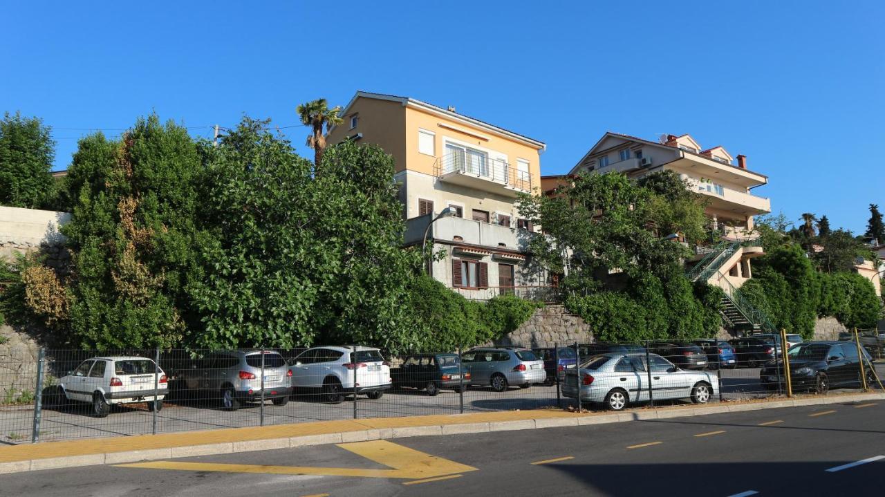Apartments Komel I Opatija Eksteriør bilde